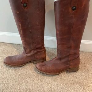 Frye Boots, worn twice and in excellent condition
